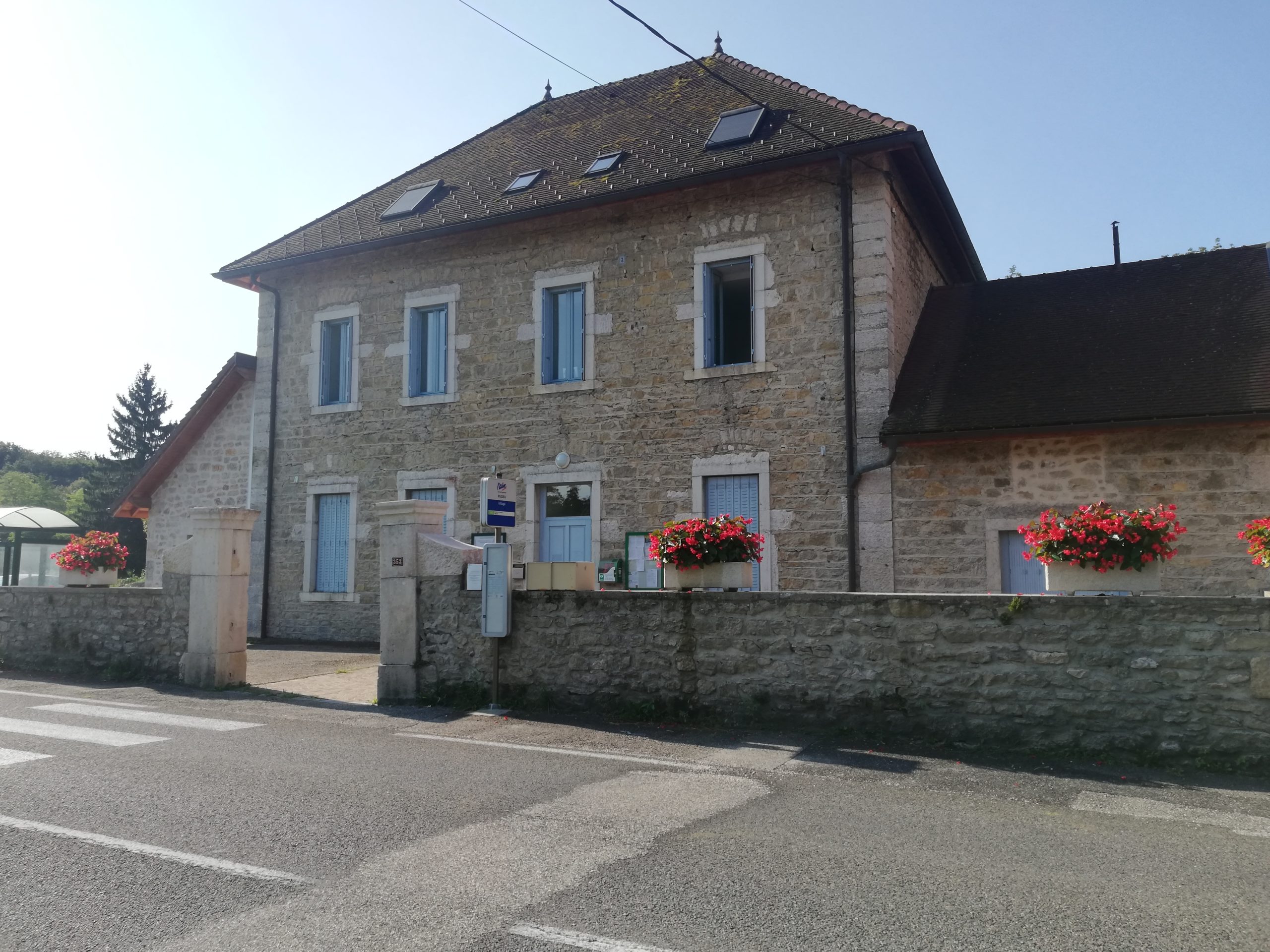 salle des fêtes de Pugieu